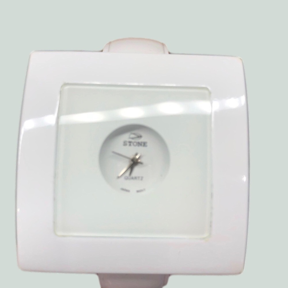 Stone Quartz Watch (me) - Picture 5 of 6